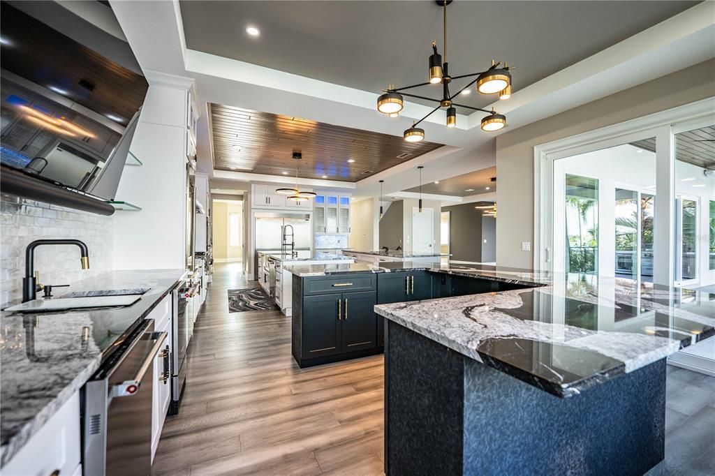 待售: $5,750,000 (4 贝兹, 4 浴室, 5009 平方英尺)