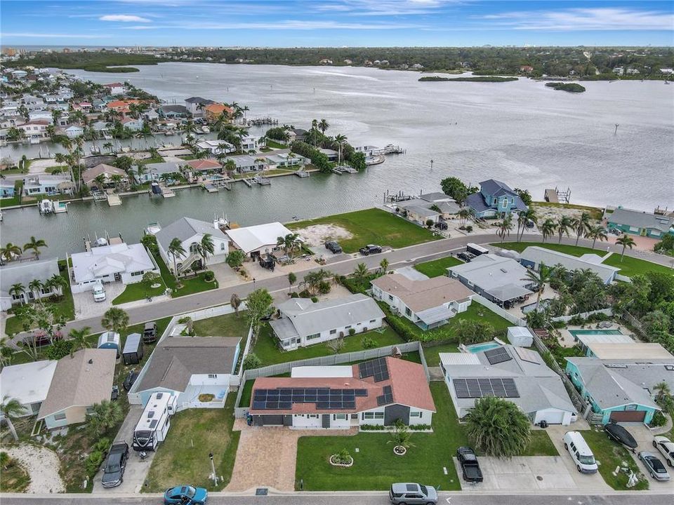 For Rent: $4,500 (3 beds, 2 baths, 1624 Square Feet)