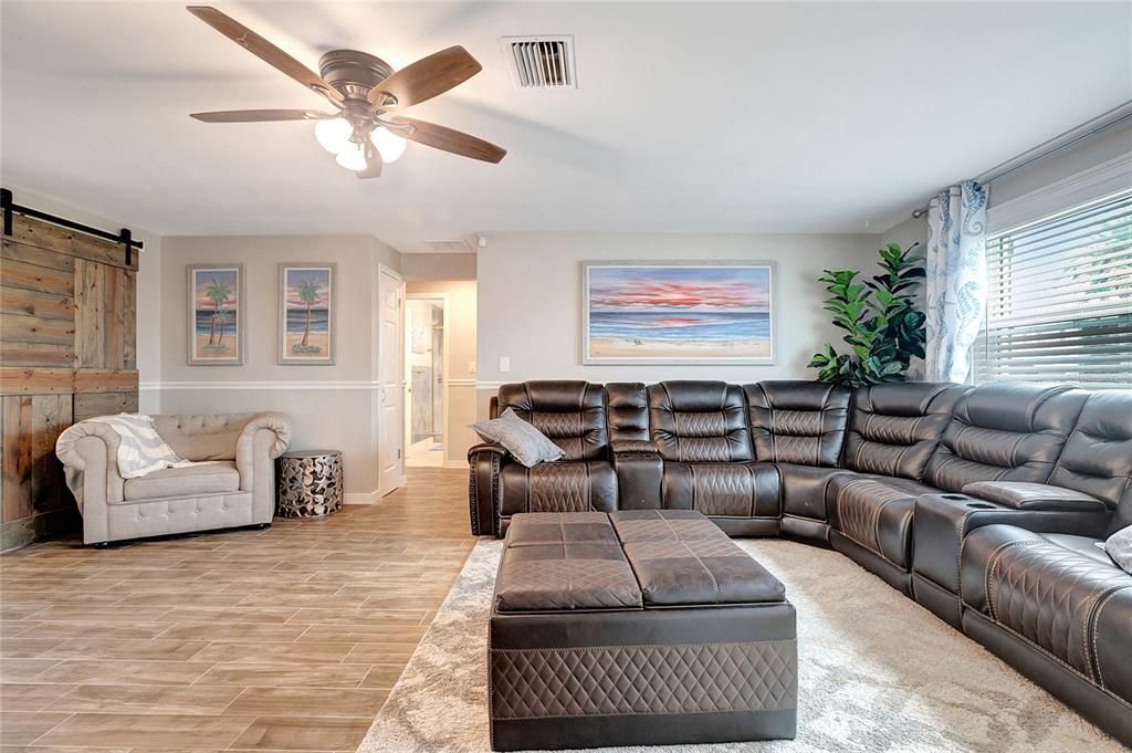 For Rent: $4,500 (3 beds, 2 baths, 1624 Square Feet)