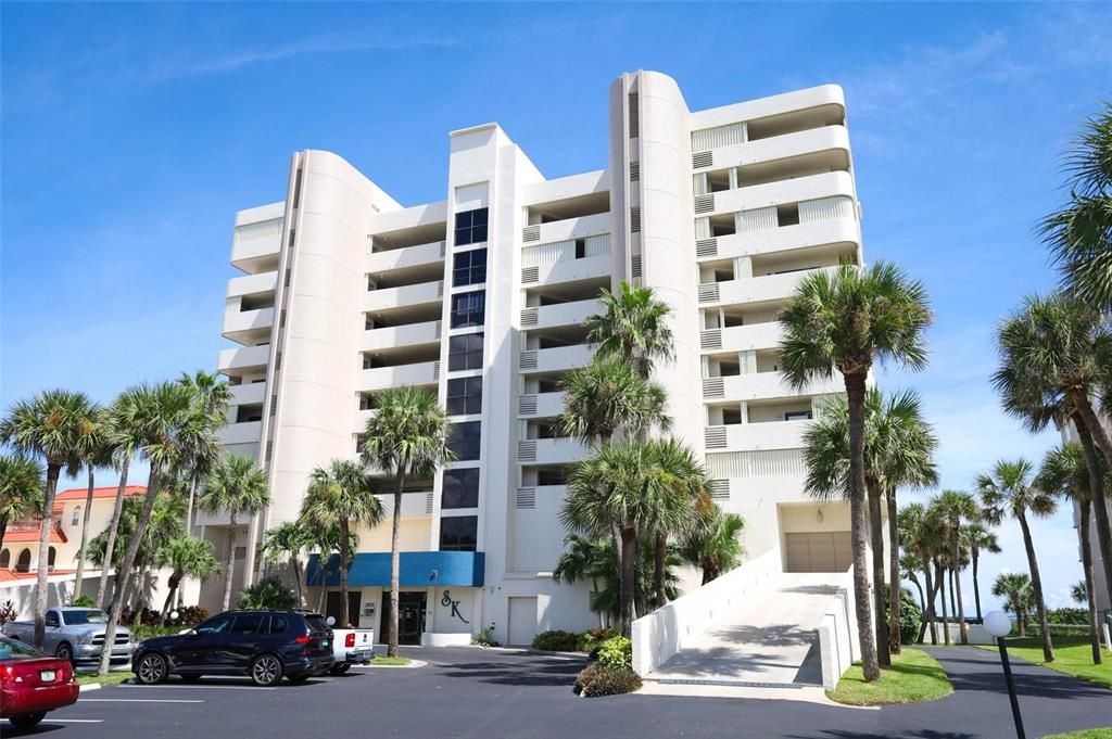 En Venta: $575,000 (2 camas, 2 baños, 1560 Pies cuadrados)