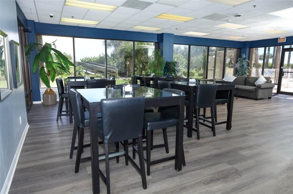 En Venta: $575,000 (2 camas, 2 baños, 1560 Pies cuadrados)