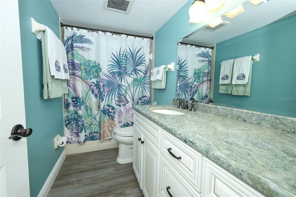 En Venta: $575,000 (2 camas, 2 baños, 1560 Pies cuadrados)