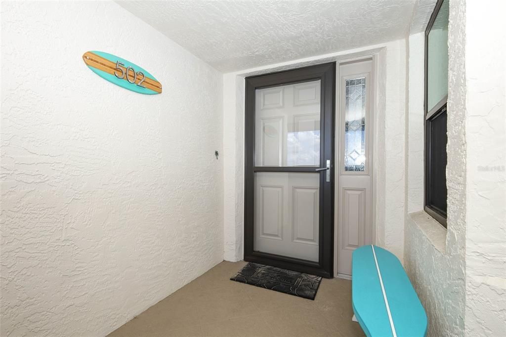 En Venta: $575,000 (2 camas, 2 baños, 1560 Pies cuadrados)