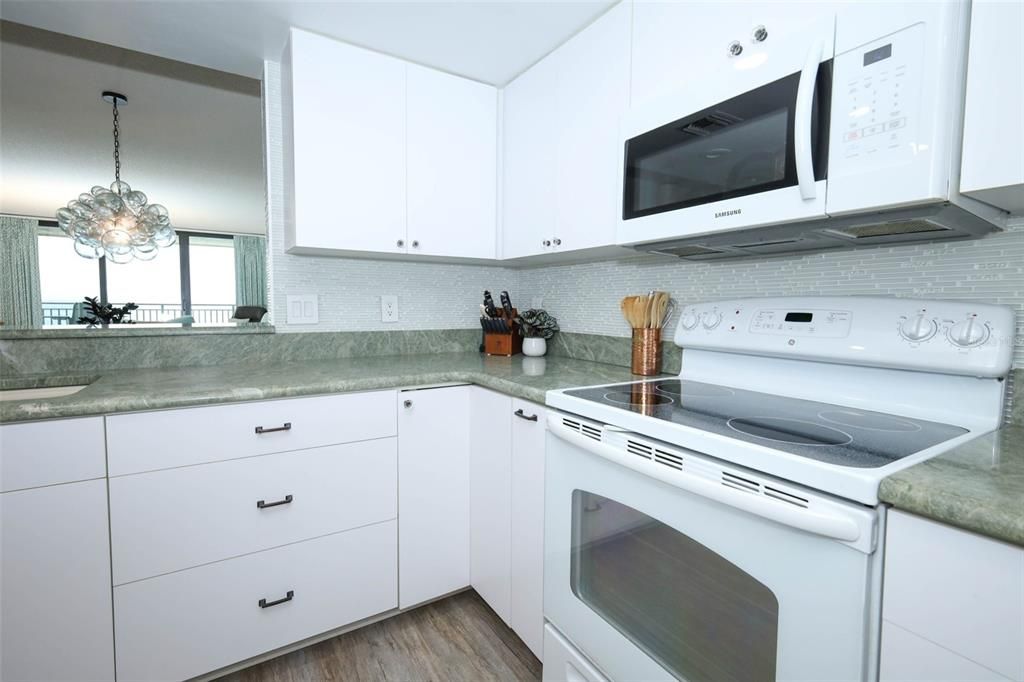 En Venta: $575,000 (2 camas, 2 baños, 1560 Pies cuadrados)