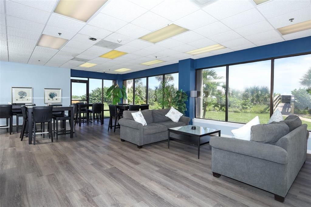 En Venta: $575,000 (2 camas, 2 baños, 1560 Pies cuadrados)