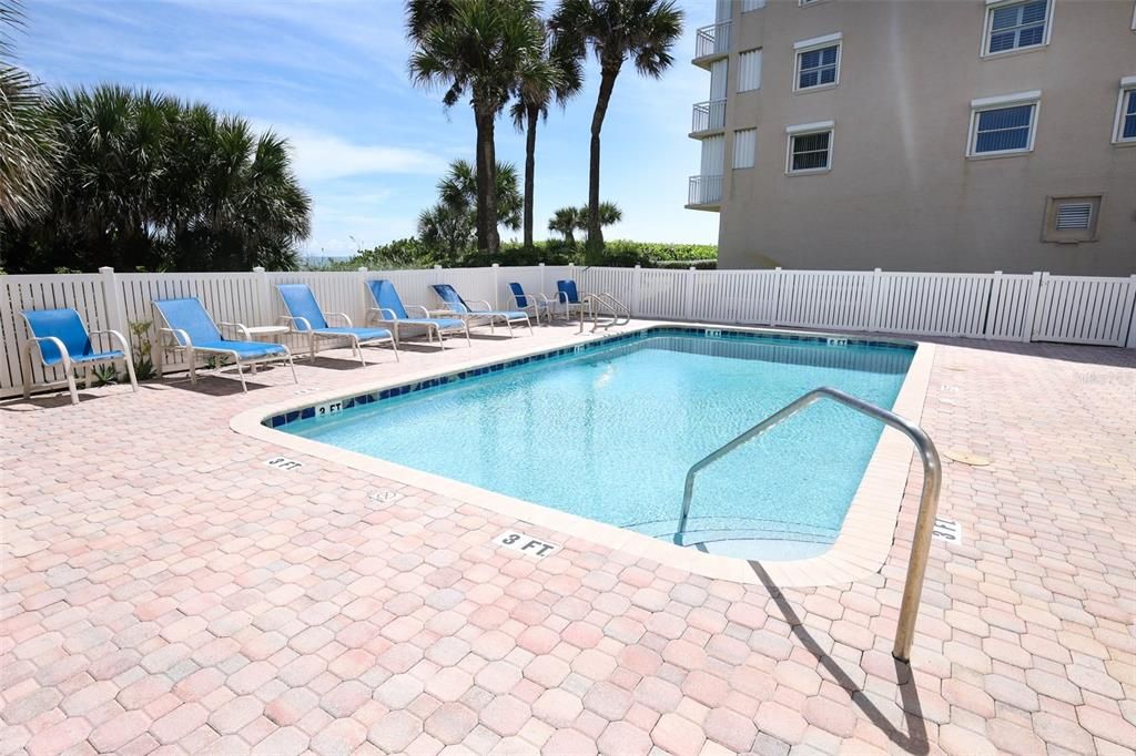 En Venta: $575,000 (2 camas, 2 baños, 1560 Pies cuadrados)