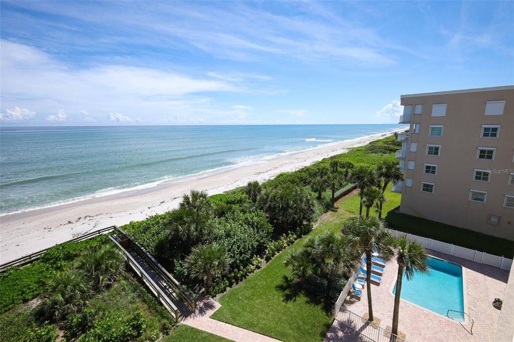 En Venta: $575,000 (2 camas, 2 baños, 1560 Pies cuadrados)