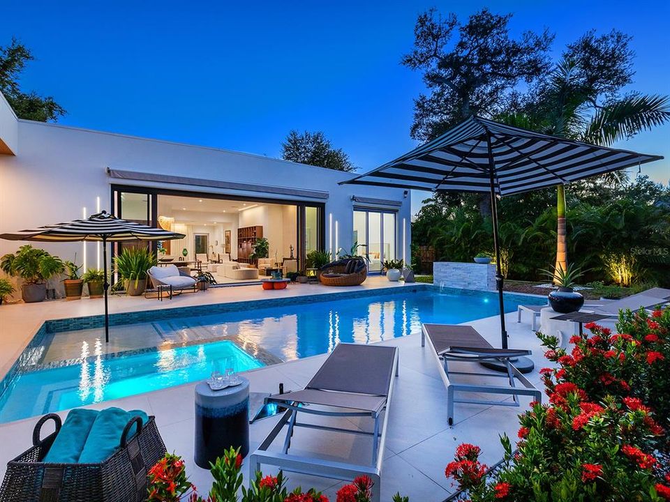 Active With Contract: $3,490,000 (4 beds, 3 baths, 3155 Square Feet)