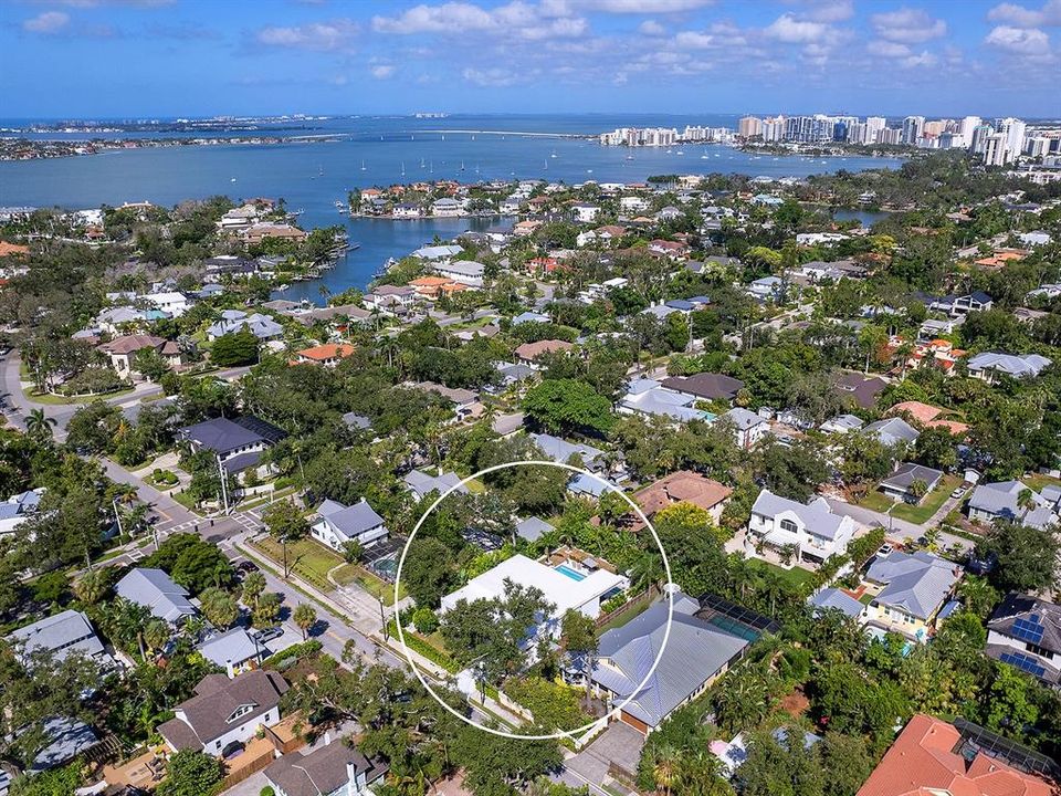 Active With Contract: $3,490,000 (4 beds, 3 baths, 3155 Square Feet)