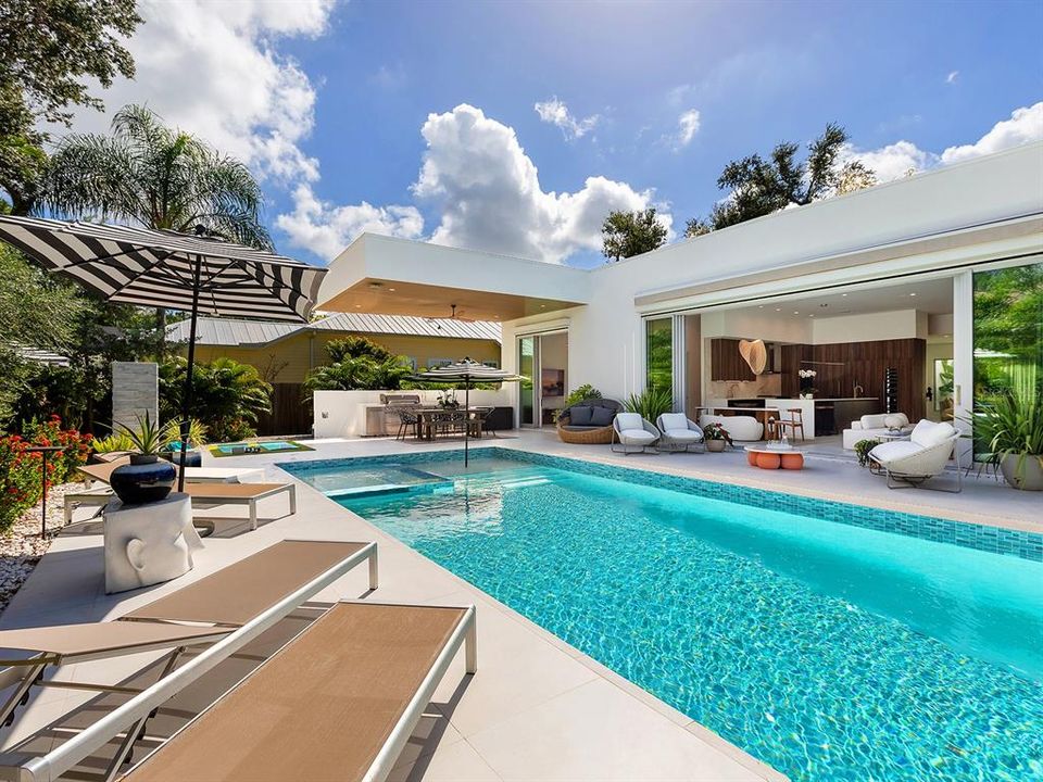 Active With Contract: $3,490,000 (4 beds, 3 baths, 3155 Square Feet)