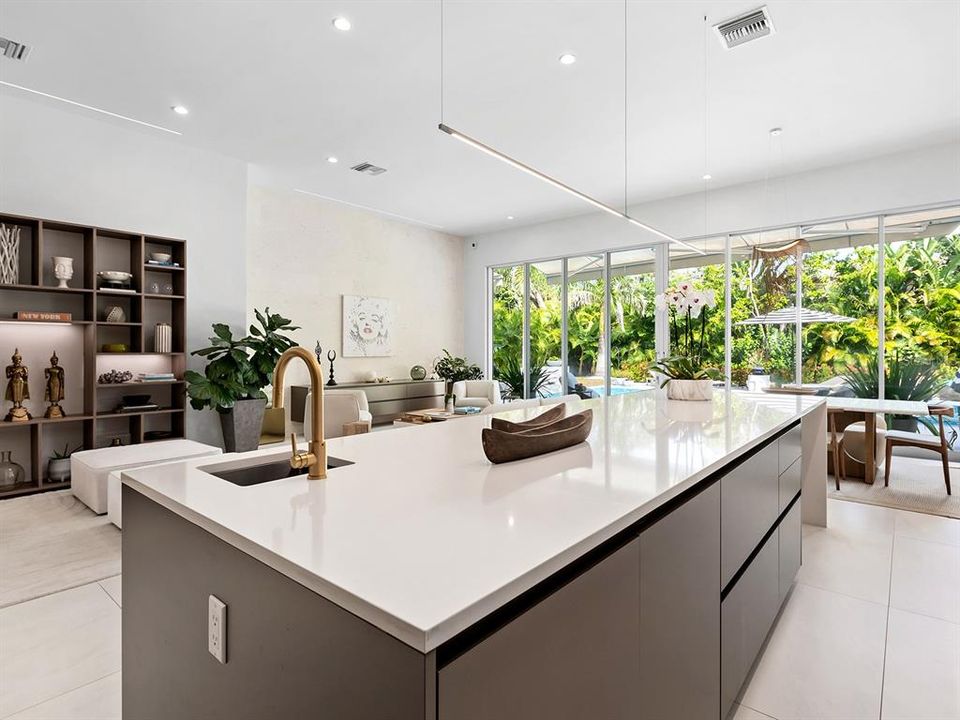 Active With Contract: $3,490,000 (4 beds, 3 baths, 3155 Square Feet)