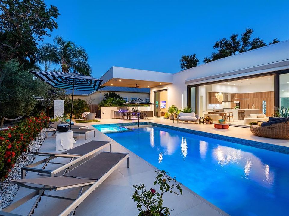 Active With Contract: $3,490,000 (4 beds, 3 baths, 3155 Square Feet)