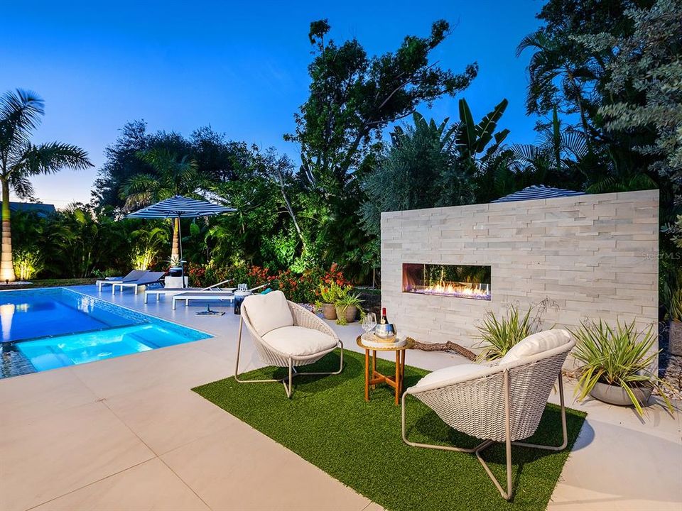 Active With Contract: $3,490,000 (4 beds, 3 baths, 3155 Square Feet)