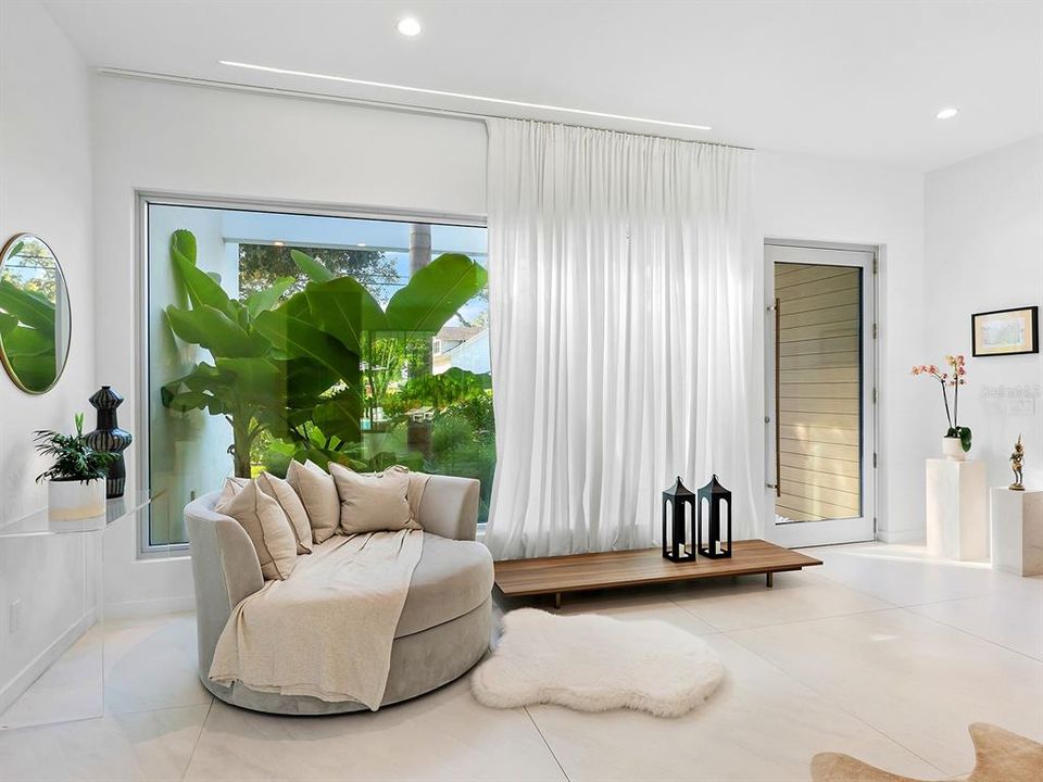 Active With Contract: $3,490,000 (4 beds, 3 baths, 3155 Square Feet)