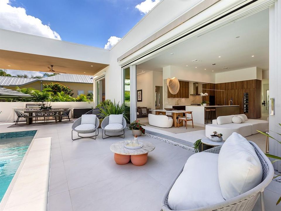 Active With Contract: $3,490,000 (4 beds, 3 baths, 3155 Square Feet)