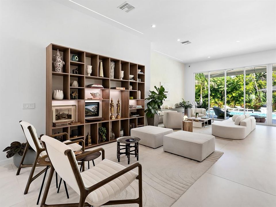 Active With Contract: $3,490,000 (4 beds, 3 baths, 3155 Square Feet)