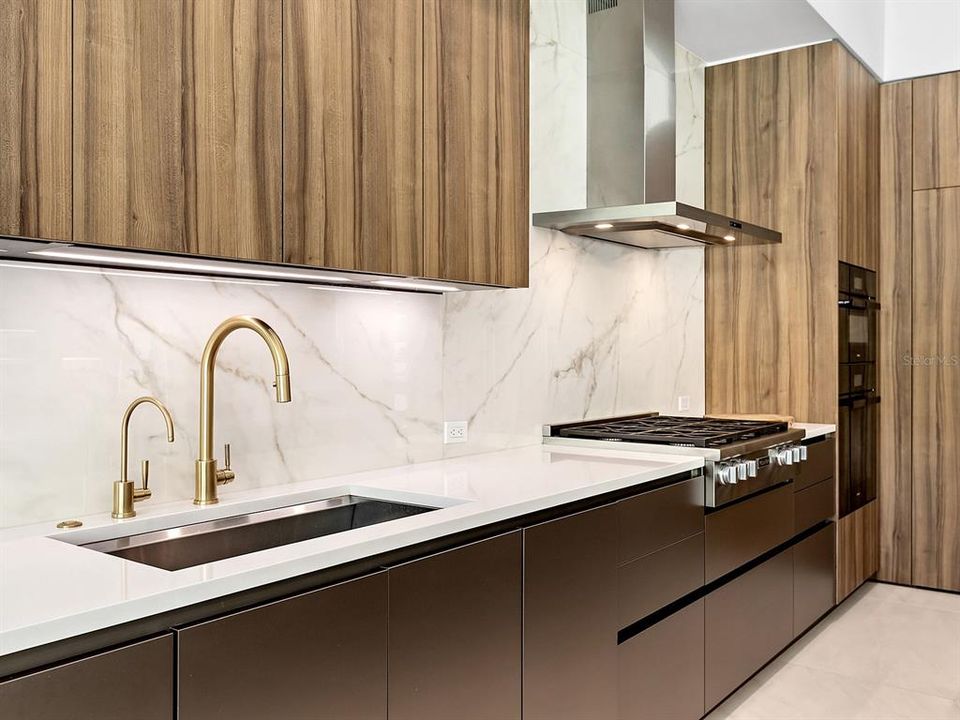 Active With Contract: $3,490,000 (4 beds, 3 baths, 3155 Square Feet)