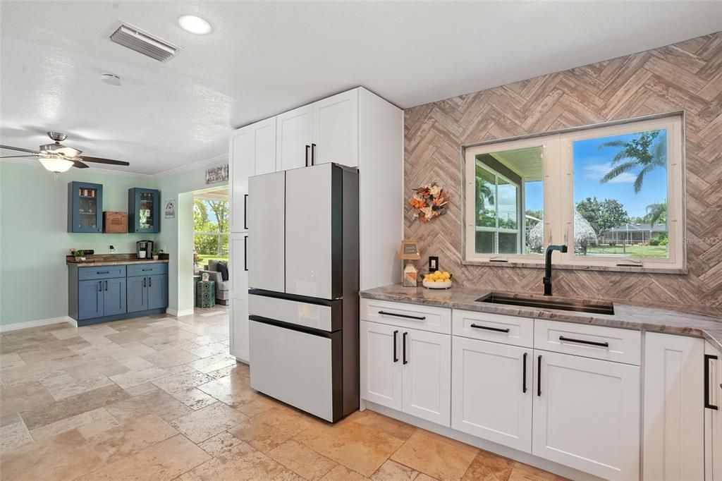 For Sale: $425,000 (3 beds, 2 baths, 1380 Square Feet)