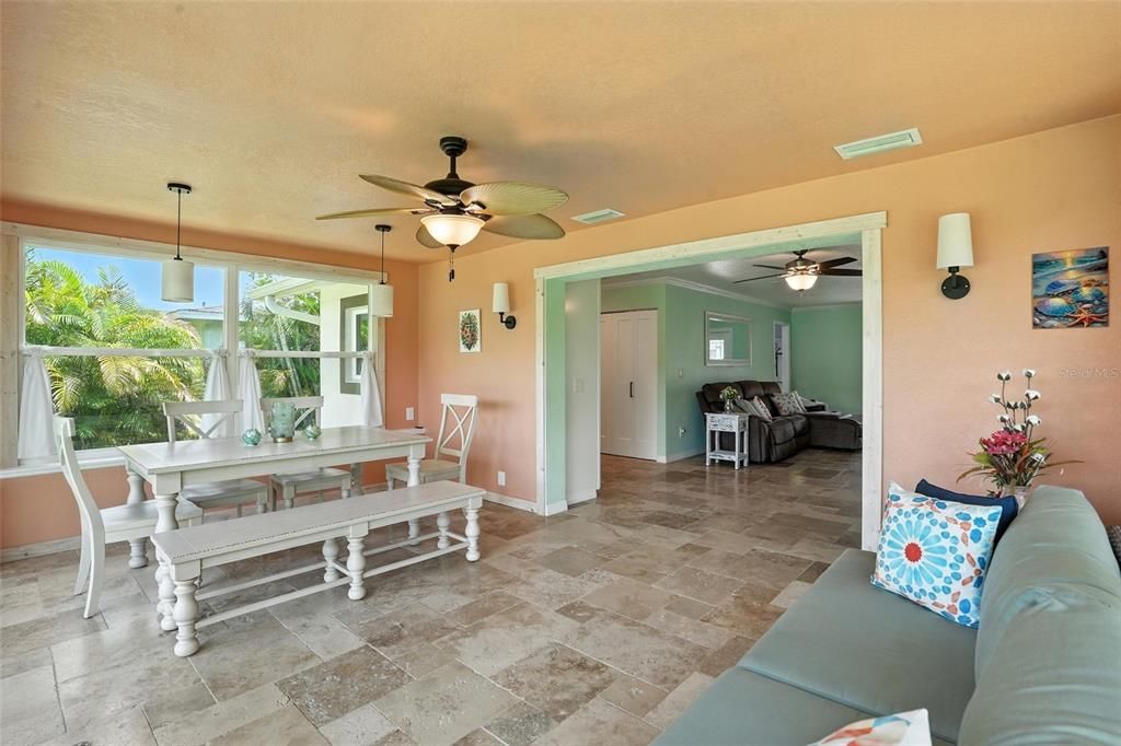 For Sale: $425,000 (3 beds, 2 baths, 1380 Square Feet)