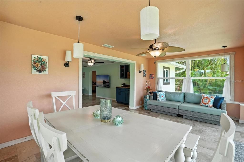 For Sale: $425,000 (3 beds, 2 baths, 1380 Square Feet)