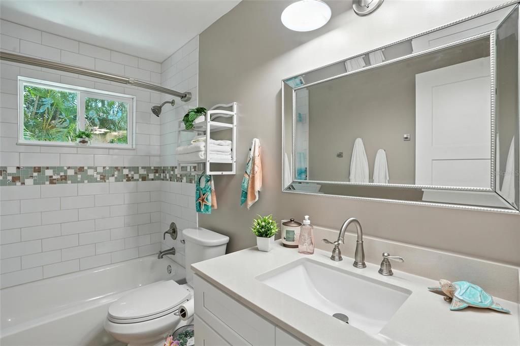 For Sale: $425,000 (3 beds, 2 baths, 1380 Square Feet)