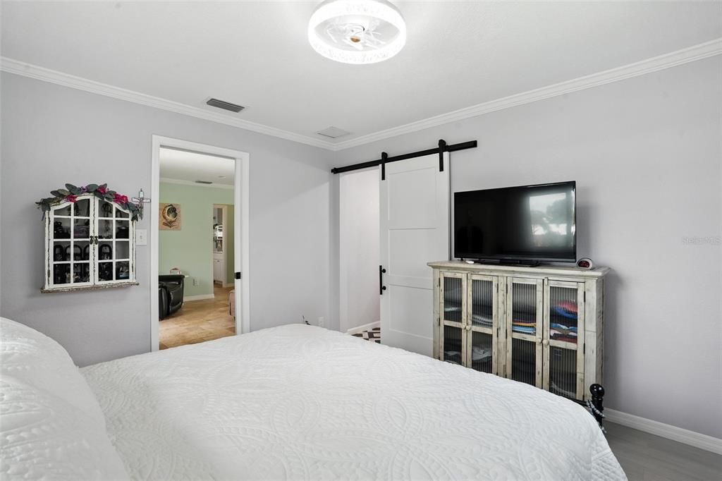 For Sale: $425,000 (3 beds, 2 baths, 1380 Square Feet)