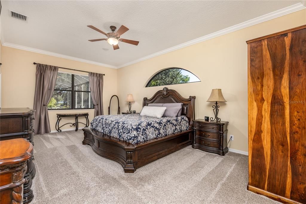 For Sale: $1,200,000 (4 beds, 3 baths, 4002 Square Feet)