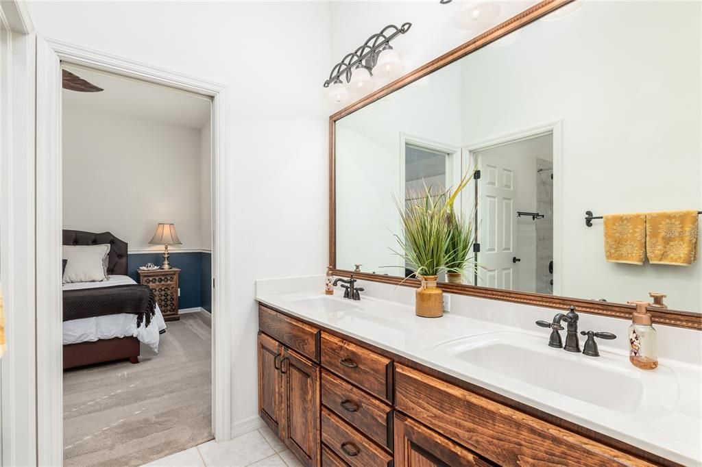 For Sale: $1,200,000 (4 beds, 3 baths, 4002 Square Feet)