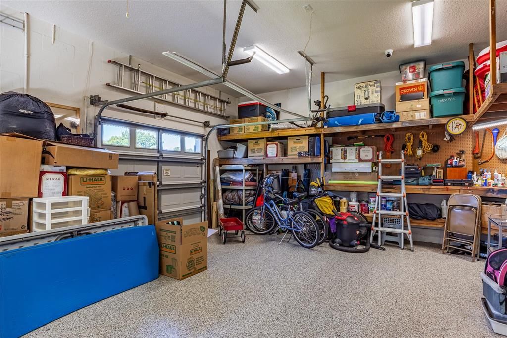 For Sale: $1,200,000 (4 beds, 3 baths, 4002 Square Feet)