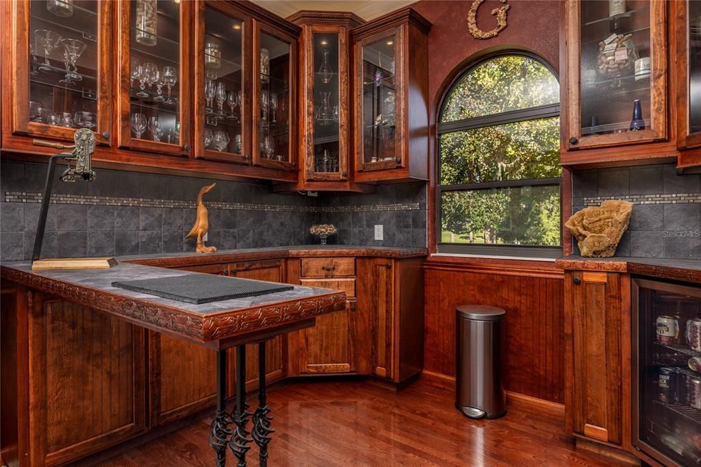 For Sale: $1,200,000 (4 beds, 3 baths, 4002 Square Feet)