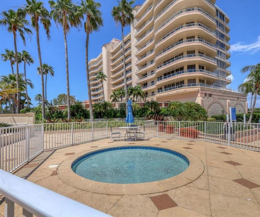 For Sale: $1,950,000 (3 beds, 2 baths, 2143 Square Feet)