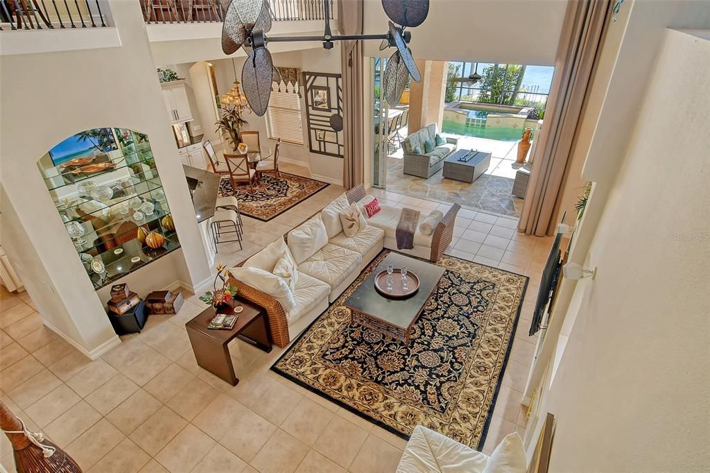 En Venta: $2,350,000 (5 camas, 3 baños, 4360 Pies cuadrados)