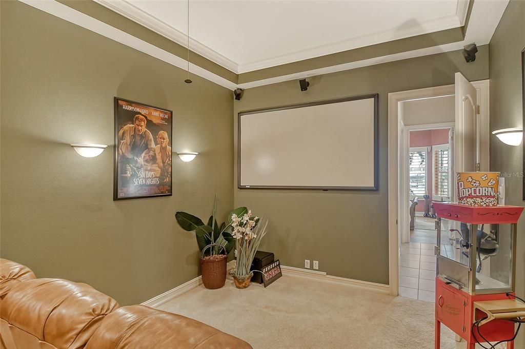 En Venta: $2,350,000 (5 camas, 3 baños, 4360 Pies cuadrados)