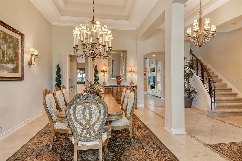 En Venta: $2,350,000 (5 camas, 3 baños, 4360 Pies cuadrados)