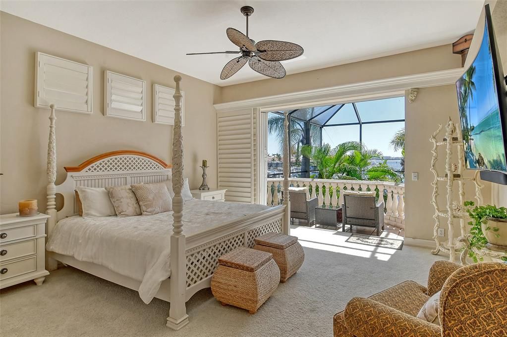 En Venta: $2,350,000 (5 camas, 3 baños, 4360 Pies cuadrados)