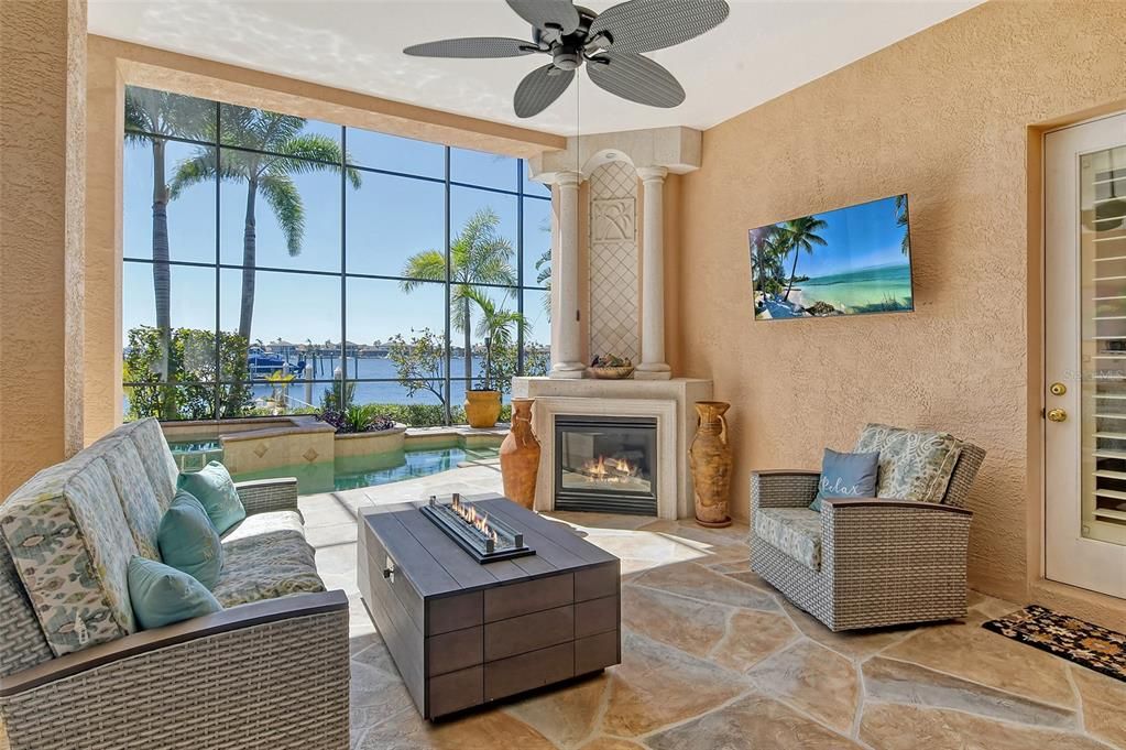 En Venta: $2,350,000 (5 camas, 3 baños, 4360 Pies cuadrados)