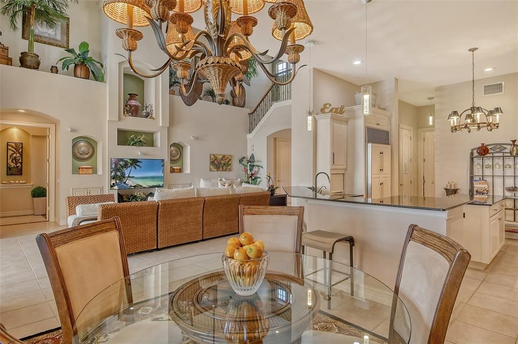 En Venta: $2,350,000 (5 camas, 3 baños, 4360 Pies cuadrados)