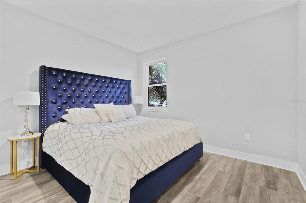 En Venta: $1,125,000 (4 camas, 4 baños, 3363 Pies cuadrados)