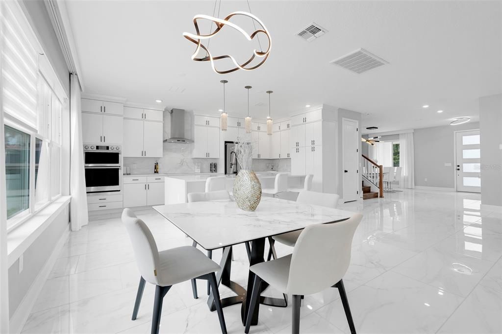 En Venta: $1,125,000 (4 camas, 4 baños, 3363 Pies cuadrados)