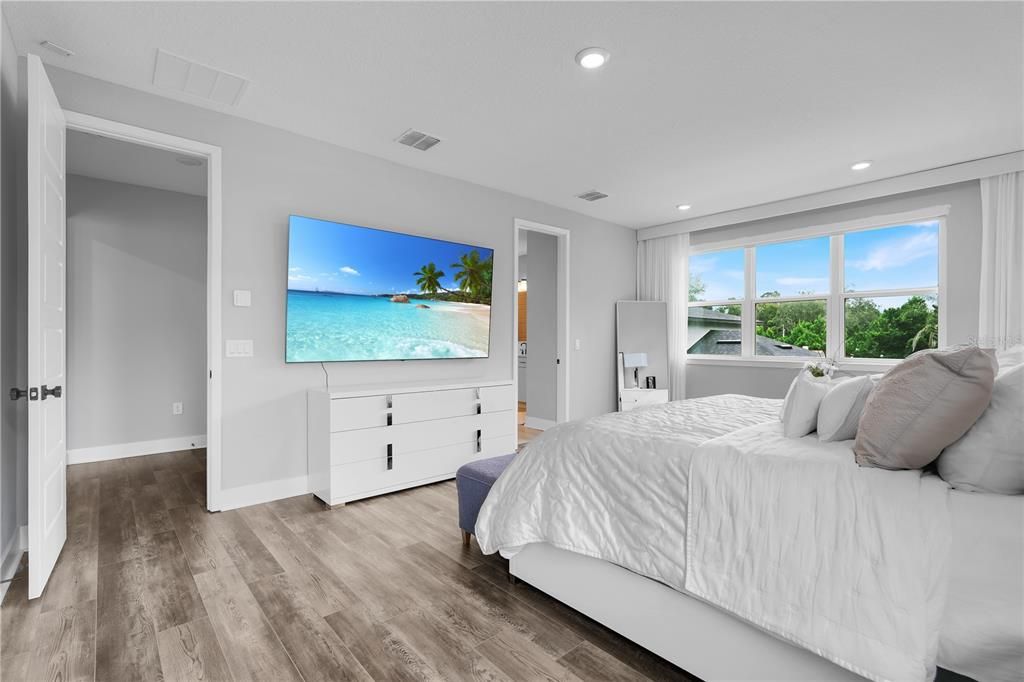 En Venta: $1,125,000 (4 camas, 4 baños, 3363 Pies cuadrados)