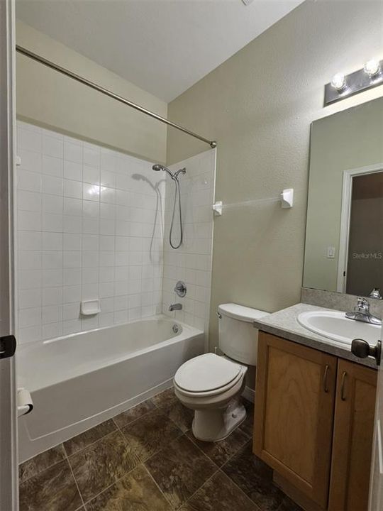 На продажу: $299,990 (3 спален, 2 ванн, 1521 Квадратных фут)