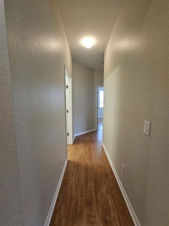 На продажу: $299,990 (3 спален, 2 ванн, 1521 Квадратных фут)