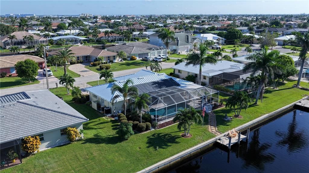 For Sale: $595,000 (3 beds, 2 baths, 1593 Square Feet)