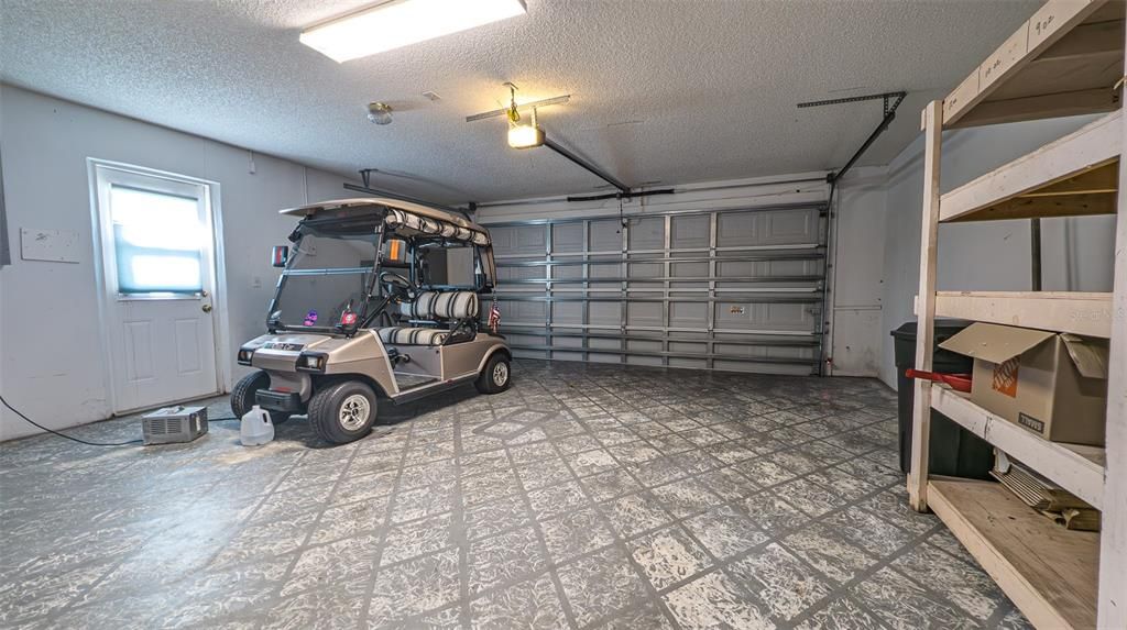 Active With Contract: $209,000 (2 beds, 2 baths, 1142 Square Feet)