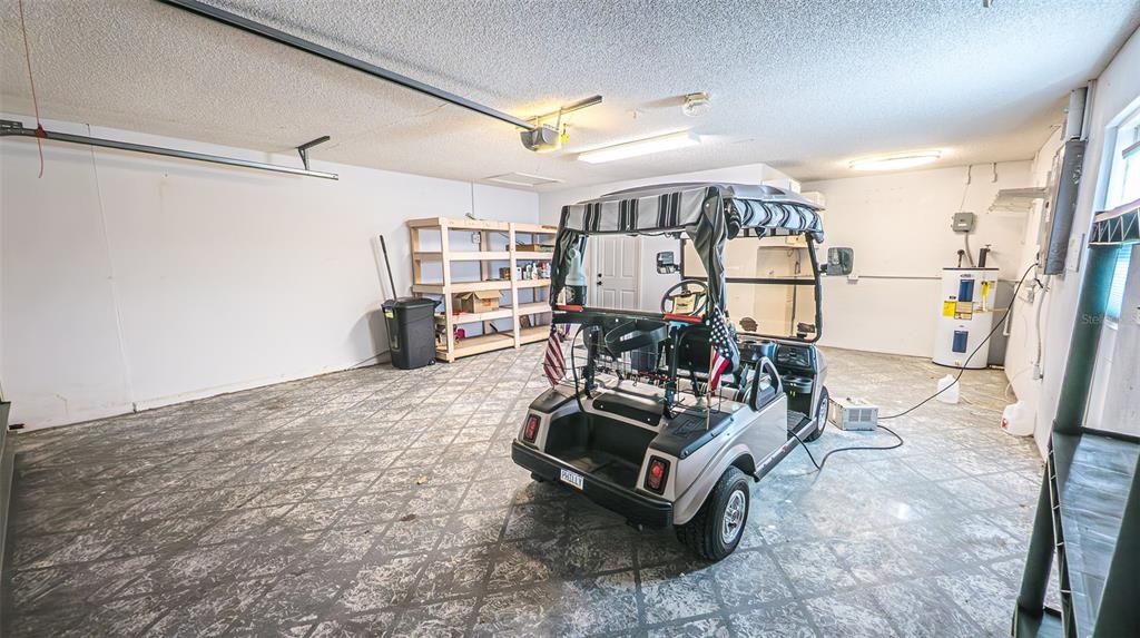 Active With Contract: $209,000 (2 beds, 2 baths, 1142 Square Feet)