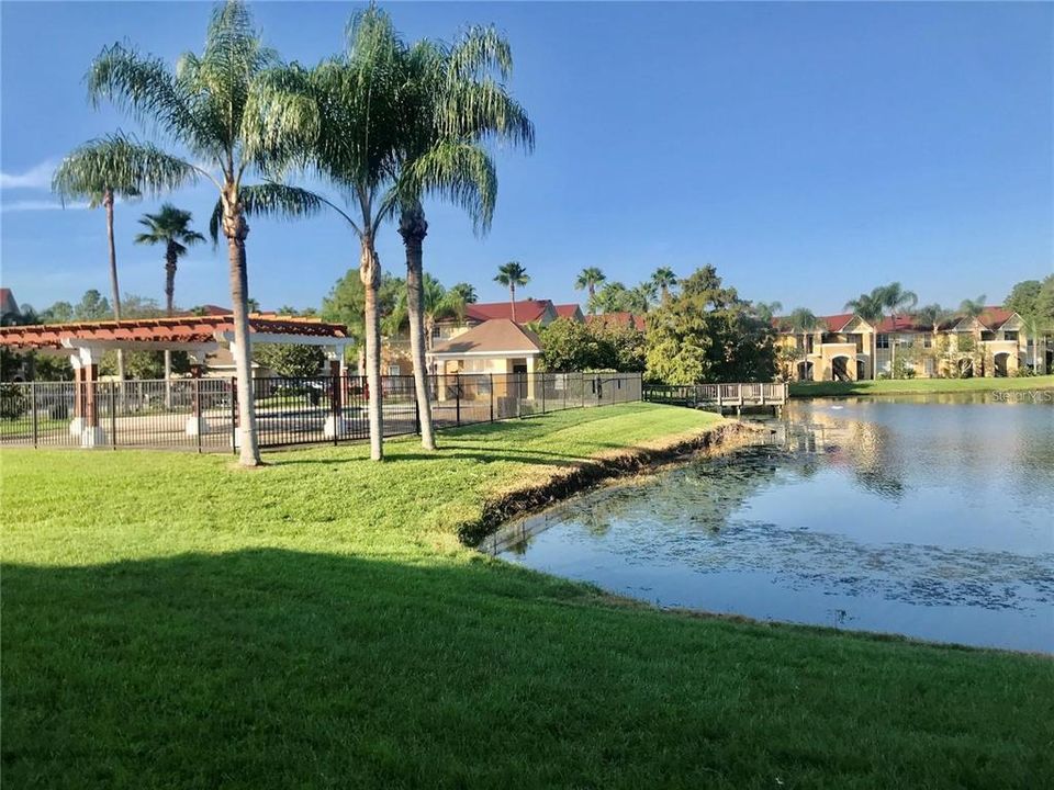 For Rent: $1,200 (1 beds, 1 baths, 768 Square Feet)