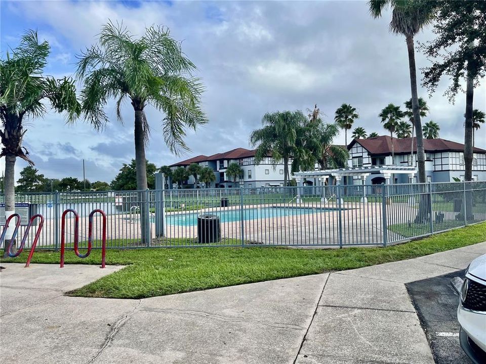 For Rent: $1,200 (1 beds, 1 baths, 768 Square Feet)