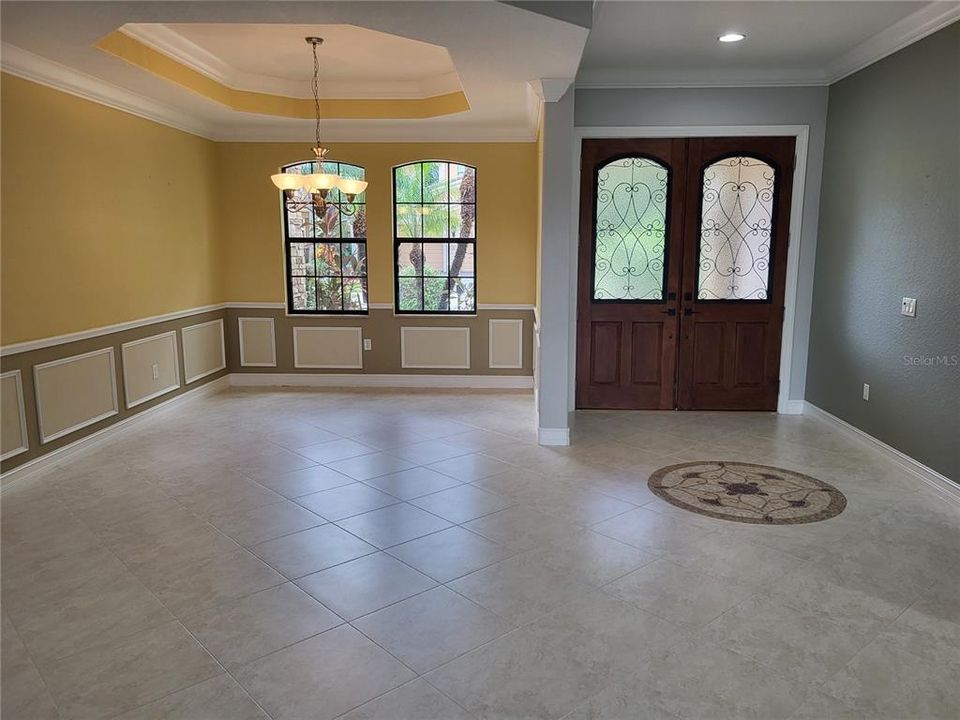 Active With Contract: $899,900 (6 beds, 5 baths, 3994 Square Feet)