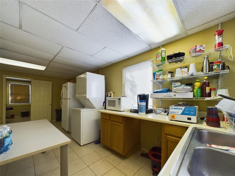 En Venta: $299,900 (0 camas, 0 baños, 1336 Pies cuadrados)