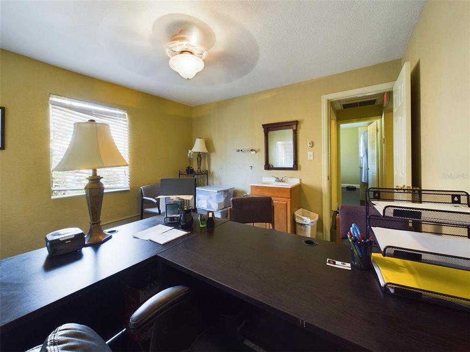 En Venta: $299,900 (0 camas, 0 baños, 1336 Pies cuadrados)